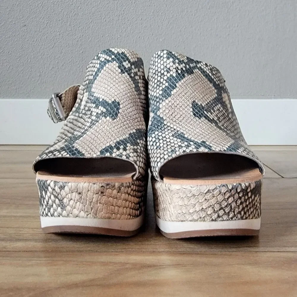 DV Dolce Vita Shan Platform Slingback Peep Toe Leather Sneaker Mule in Snake
